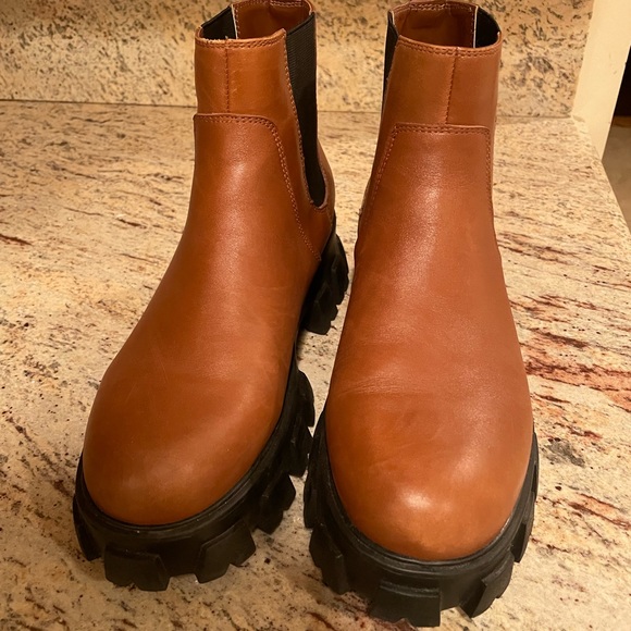 Villa Rouge Packer Chelsea Combat Boot - Picture 8 of 12